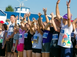 Благотворительный забег обойдется волгоградским школьникам в 500 рублей за пять километров  