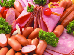 Бизнес-леди из Волгограда продавала сомнительное мясо