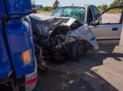 Три человека пострадали в тройном ДТП на севере Волгограда