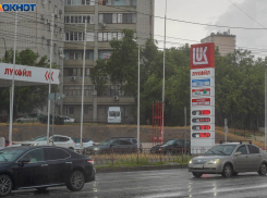 Волгоградцев предупредили о фейковой информации про рост штрафов за тонировку и встречную полосу