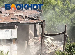 Рабочие могут быть в камерах со стоками: что мешает достать людей из-под завалов КНС на юге Волгограда 