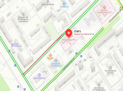 Разорвавшаяся теплотрасса в Волжском оставила жителей без тепла и воды