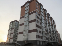 Директор стройфирмы в Волгоградской области отделался «условкой» за обман более 200 дольщиков на 250 млн рублей 