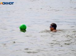  Волгоградец попал в реанимацию после нырка в пруд