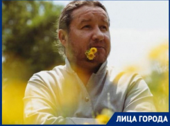«Ходил тайком в церковь»: священник-покровитель птиц из Волгограда о пути к Богу в лихие 90-е