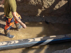 «Наизусть знаем, где рванет»: три года аварий лишают воды 20-тысячный поселок под Волгоградом 