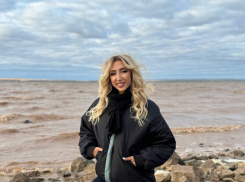 Популярная блогерша Tatarka FM приехала в Волгоградскую область ради уникальной девочки