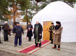 Типичную казахскую юрту установили в центре Волгограда