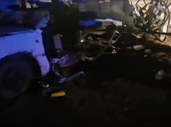 Один до сих пор в реанимации: врачи бьются за жизни парней из разорванной Daewoo Nexia под Волгоградом