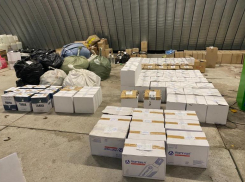 Более тысячи бутылок паленого элитного алкоголя изъяла ФСБ в Волгоградской области