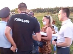 Народный сход собран на стройке скандальной трассы через Волго-Ахтубинскую пойму: прямой эфир