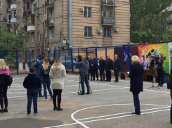 В центре Волгограда жители проигнорировали визит высокопоставленных чиновников