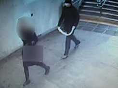 Волгоградка не поверила грабителю, напавшему на нее в подземном переходе