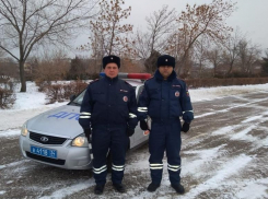 Полицейские спасли жизнь 60-летнему жителю Нового Уренгоя в Волгоградской области