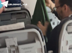 Заблокированных в самолете пассажиров из Египта отправили в Волгоград по проблемной трассе 