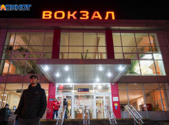 Шторм века в Крыму и Сочи привел к задержке волгоградских поездов