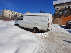 В Волгоградской области «Газель» насмерть задавила женщину 