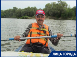 Походы на байдарках и лыжах: волгоградец Владимир Ионов 30 лет приобщает подростков к спорту