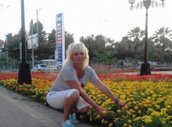 Сын рассказал о состоянии матери, ради которой расклеивали листовки о помощи в Волгограде