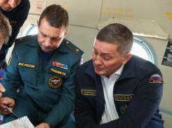 Губернатор снова парит в облаках с волгоградским главой МЧС