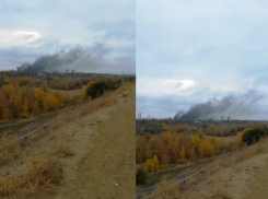 Пожар на территории тракторного завода сняли на видео волгоградцы