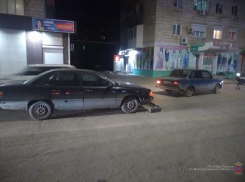 Водитель на Audi влетел в «пятерку» в Михайловке: 5-летняя девочка и водитель в больнице