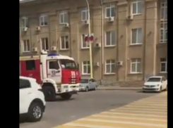 Мэрию и гордуму Волжского эвакуировали из-за угрозы минирования