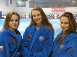 Трем красавицам-ватерполисткам из Волгограда присвоено звание мастеров спорта