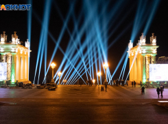 Как преобразился ночной Волгоград: центр готовят к масштабному световому шоу