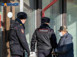 В Волжском эвакуировали торговый центр «Планета Лето»