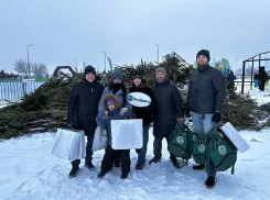 «ДоброЁлки» превратят в щепки: масштабный фестиваль прошел в Волжском