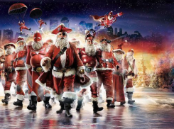 Снегурочки и Деды Морозы дарили волжанам пиццу