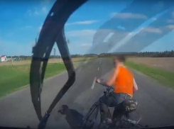 Водитель ВАЗ-2115 сбил 8-летнего велосипедиста в Волгоградской области 