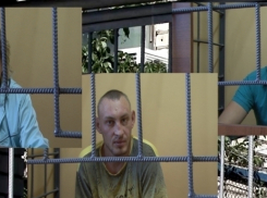 Трое волгоградцев кулаками и громкой музыкой вынуждали продавать свои квартиры за бесценок