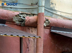 В центре Волгограда капитально отремонтируют 2 дома