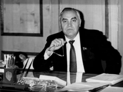 Календарь: 24 января 1990 года – народный бунт заставляет уйти в отставку руководителя области