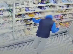 16-летнего серийного похитителя продуктов задержали в Волгограде 