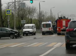 В старой части Волжского произошла страшная авария
