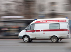 Четыре человека доставлены в больницы Волгограда с ножевыми ранениями 