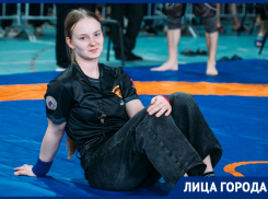 Хрупкая, но уложит на лопатки: интервью с бронзовой чемпионкой 18-летней Дарьей Суриновой