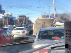 Волгоград встал в утренние пробки