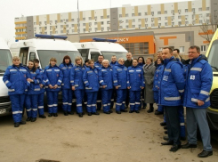 Федеральные власти закупают для Волгограда «скорые помощи», а региональные – только видеорегистраторы