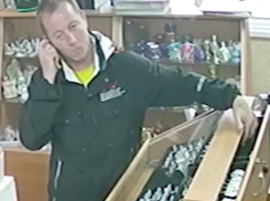 Дерзкая кража в церковной лавке в Волгоградской области попала на видео