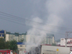 В Дзержинском районе Волгограда сгорела фура