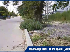 Чиновники в Волгограде сбежали от вопросов об опасной дороге до школы: «Почему наши детки должны страдать?»