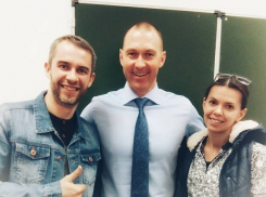 Максим Опалев ради волгоградцев вжился в роль учителя словесности