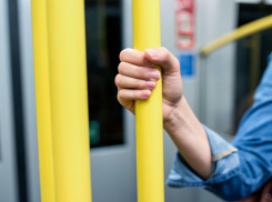 Пенсионерка попала в больницу после поездки на автобусе по югу Волгограда