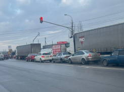 Еще одно крупное перекрытие дороги до 2 сентября объявили в Волгограде 