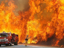 Под Волгоградом на пожаре в магазине погиб 50-летний охранник