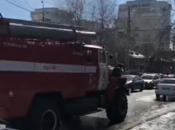 Пожар в комитете по делам казачества попал на видео в Волгограде